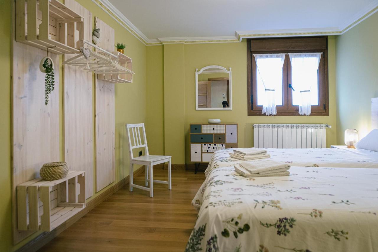 Apartamento Bonito alojamiento con encanto en zona rural Allo Exterior foto